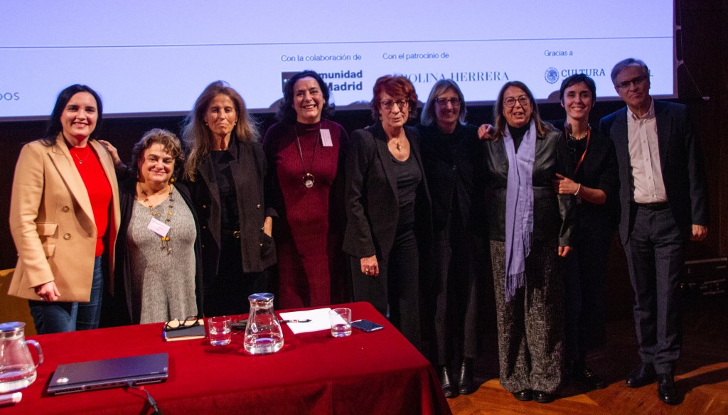 Recopilatorio de noticias ‘Cruces de culturas. Transmisiones y alianzas entre artistas&nbsp;modernas’